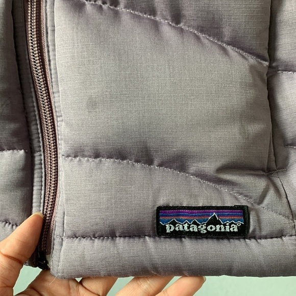 Patagonia Women’s Slim Sport Quilted minimum Down Light Puffer Vest Jacket Small - Picture 8 of 16